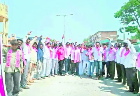 కేసీఆర్‌ వెంటే..