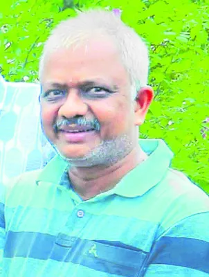 పక్షులను కాపాడుకుందాం 
