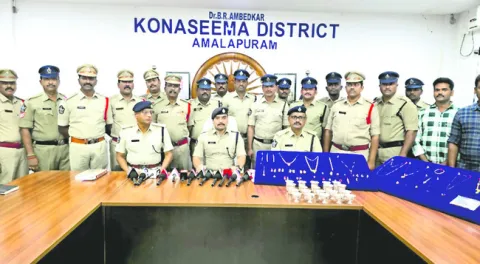 అంతర్రాష్ట్ర దొంగల ముఠా అరెస్ట్‌