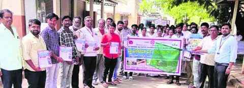 పరిసరాల శుభ్రతతో మలేరియాకు అడ్డుకట్ట 