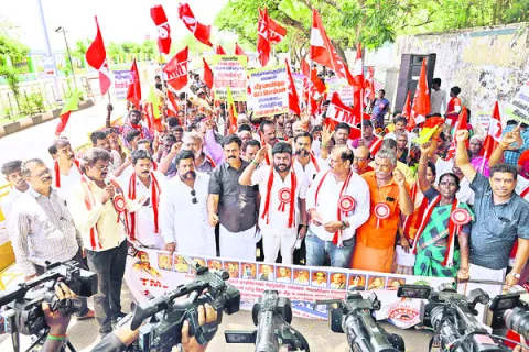 తెలుగువారిపై అనుచిత వ్యాఖ్యలు సహించం 