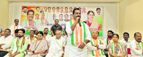 కాంగ్రెస్‌ను క్షేత్రస్థాయి నుంచి బలోపేతం చేయాలి