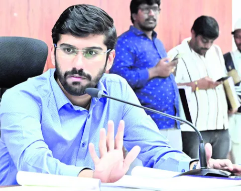 ప్రభుత్వ మెడికల్‌  కళాశాల ప్రిన్సిపల్‌గా రాజేశ్వరి 