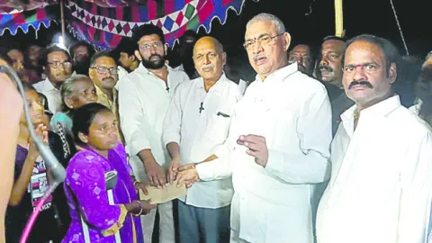 పేదలను కొట్టు.. పెద్దలకు పెట్టు