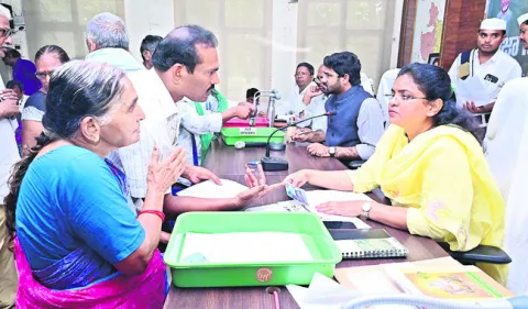 అర్జీలు క్షుణ్ణంగా పరిశీలించాలి 
