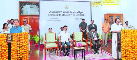 మంత్రిగా మనో తంగరాజ్‌ ప్రమాణ స్వీకారం