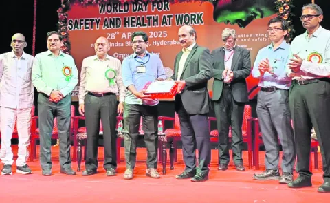 భద్రతా చర్యలతోనే ప్రమాదాల నివారణ
