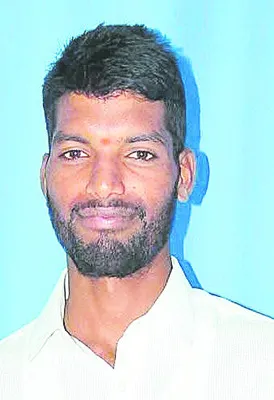 ఆర్థిక ఇబ్బందులతో యువకుడు

