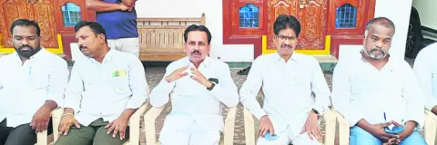 హామీల అమలులో ప్రభుత్వం విఫలం