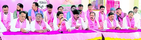 రేవంత్‌రెడ్డి కుట్ర.. పోలీసుల అమలు