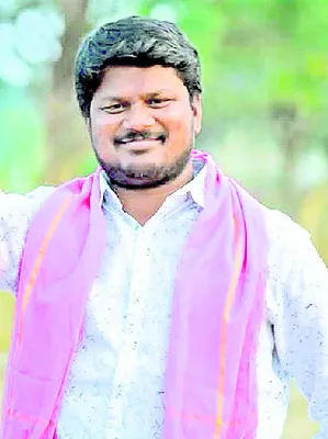 అనుమానాస్పద స్థితిలో  బీఆర్‌ఎస్‌ నాయకుడి మృతి
