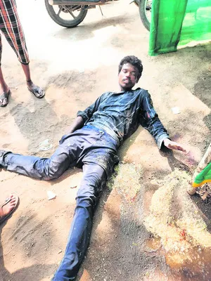 వేర్వేరు ప్రమాదాల్లో ముగ్గురికి గాయాలు