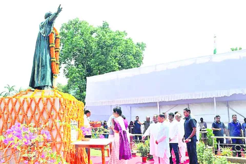 మధుసూ