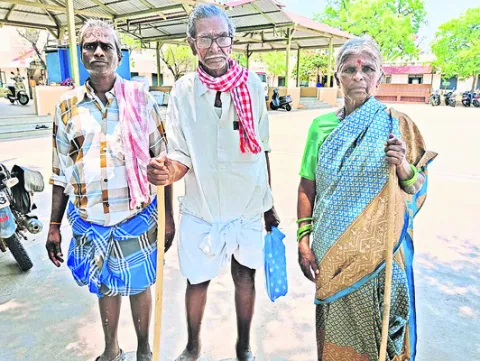 టీడీపీ నేతలు దౌర్జన్యం చేస్తున్నారు 