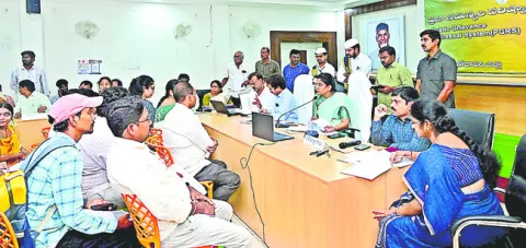 పీజీఆర్‌ఎస్‌కు 189 అర్జీలు