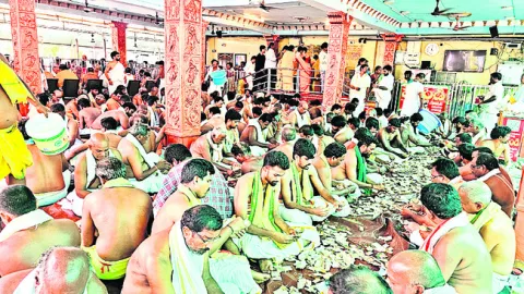 వాడపల్లి వెంకన్నకు రూ 1.47 కోట్ల ఆదాయం