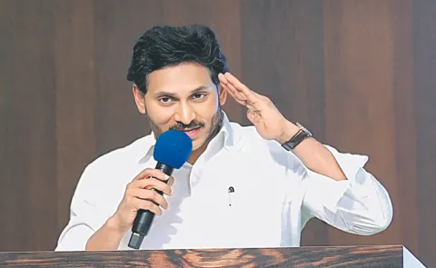 YS Jagan Mohan Reddy with local body YSRCP Party representatives