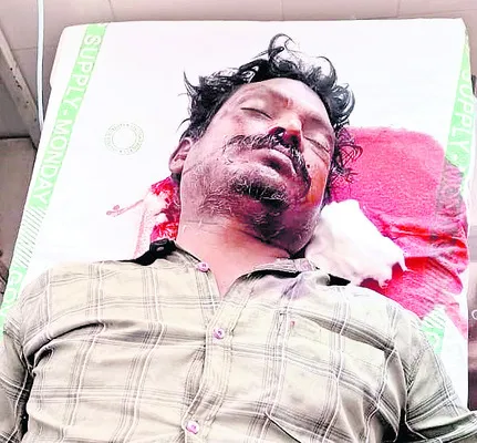 విద్యుదాఘాతంతో కేబుల్‌ ఆపరేటర్‌ మృతి