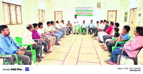 ప్రత్యేక డీఎస్సీ నోటిఫికేషన్‌ విడుదల చేయాలి 