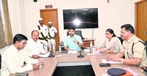 రైస్‌ మిల్లర్లు లక్ష్యాలు పూర్తి చేయాలి