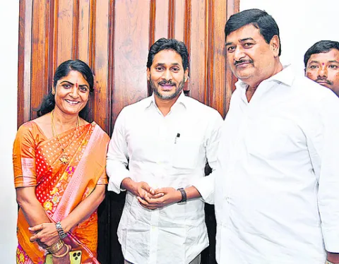 వైఎస్