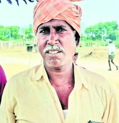 స్థానికంగానే పరిశ్రమ ఏర్పాటుచేయాలి.. 
