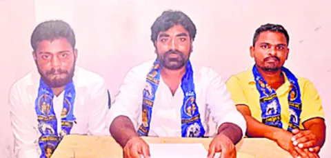లేటరైట్‌ పేరుతో బాకై ్సట్‌ దోపిడీ 