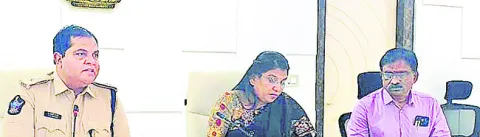 నిబంధనల అమలుతో ప్రమాదాల నివారణ