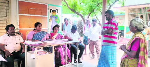‘ఉపాధి’లో అవినీతిపై విచారణ 