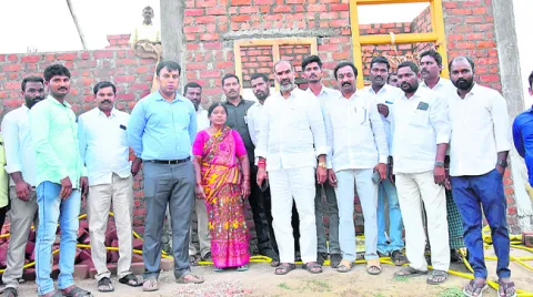 భూభారతి చట్టం.. రైతులకు చుట్టం
