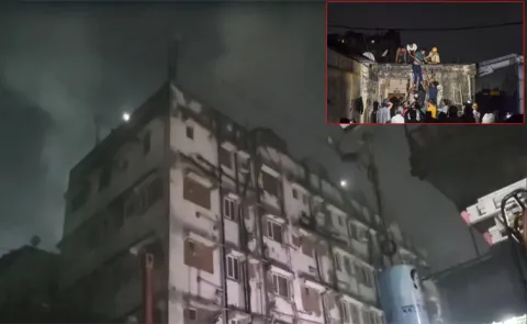 Fire Breaks Out at Hotel in Central Kolkata3