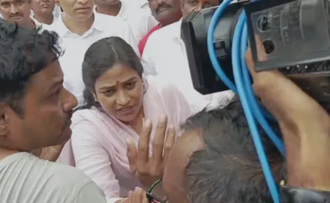 సింహాచలం ఘటనపై హోంమంత్రి అనిత