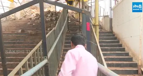 Sakshi Exclusive Coverage And Shocking facts on Simhachalam Wall Collapse Place 1