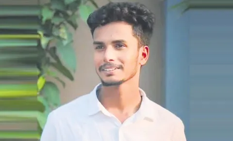 Btech Student Died Heart Attack While Playing Cricket 
