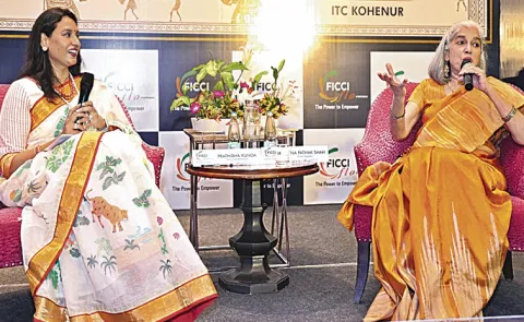 Prathibha Kunda chit chat with Actress ratna pathak shah