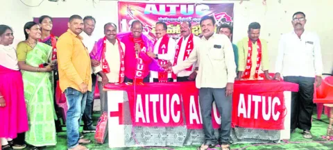 ఇసుక మాఫియా ఆగడాలపై చర్యలు తీసుకోవాలి 
