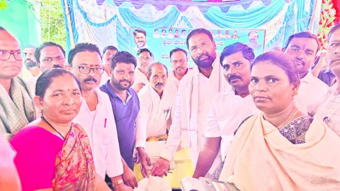 అర్హులందరికీ ఇందిరమ్మ ఇళ్లు