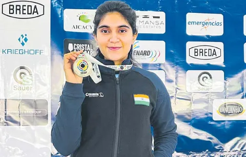 Eisha Singh wins silver medal at ISSF Shooting World Cup