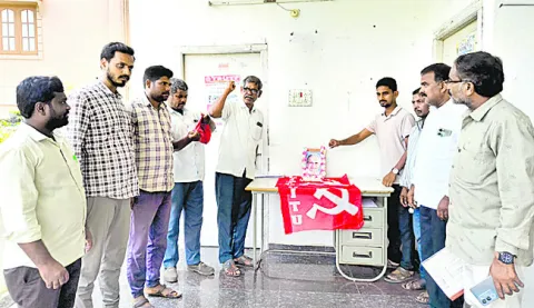 బీటీ రణదివెకు నివాళి 
