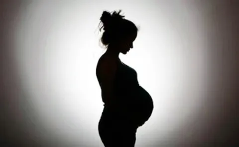 34 Year Old Kerala woman Dies During Childbirth at Home