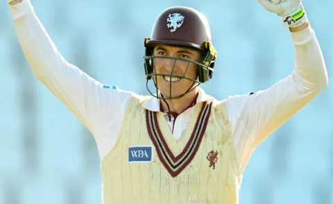 English Crikceter Tom Banton Scored 371 Runs Against Worcestershire