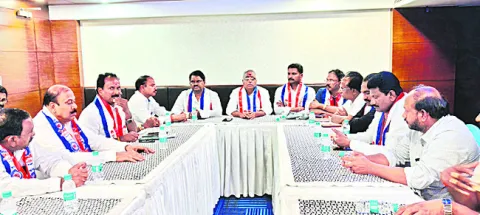 జనగణనలో కులగణన చేపట్టాలి 
