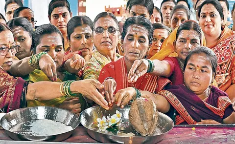 special story on family widows study and empowement