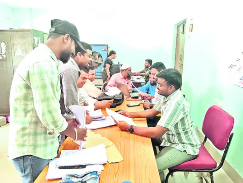 ఎల్‌ఆర్‌ఎస్‌ గడువు మళ్లీ పొడిగింపు