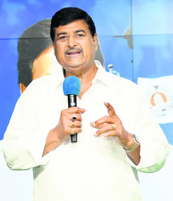 చంద్రబాబు పర్యటనతో జిల్లాకు ఒరిగిందేమీ లేదు 
