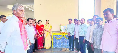 బసవేశ్వరుని భావాలు  ప్రజల్లోకి తీసుకెళ్లాలి