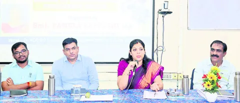 కంప్యూటర్‌ శిక్షణను సద్వినియోగం చేసుకోవాలి
