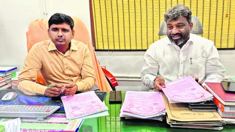 సబ్‌ రిజిస్ట్రార్‌ కార్యాలయాల్లో స్లాట్‌ బుకింగ్‌