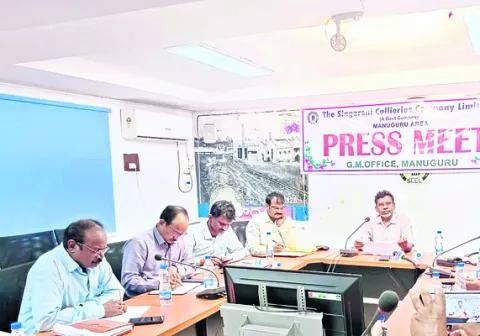 మణుగూరులో 117 శాతం బొగ్గు ఉత్పత్తి
