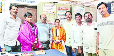 పేదిం